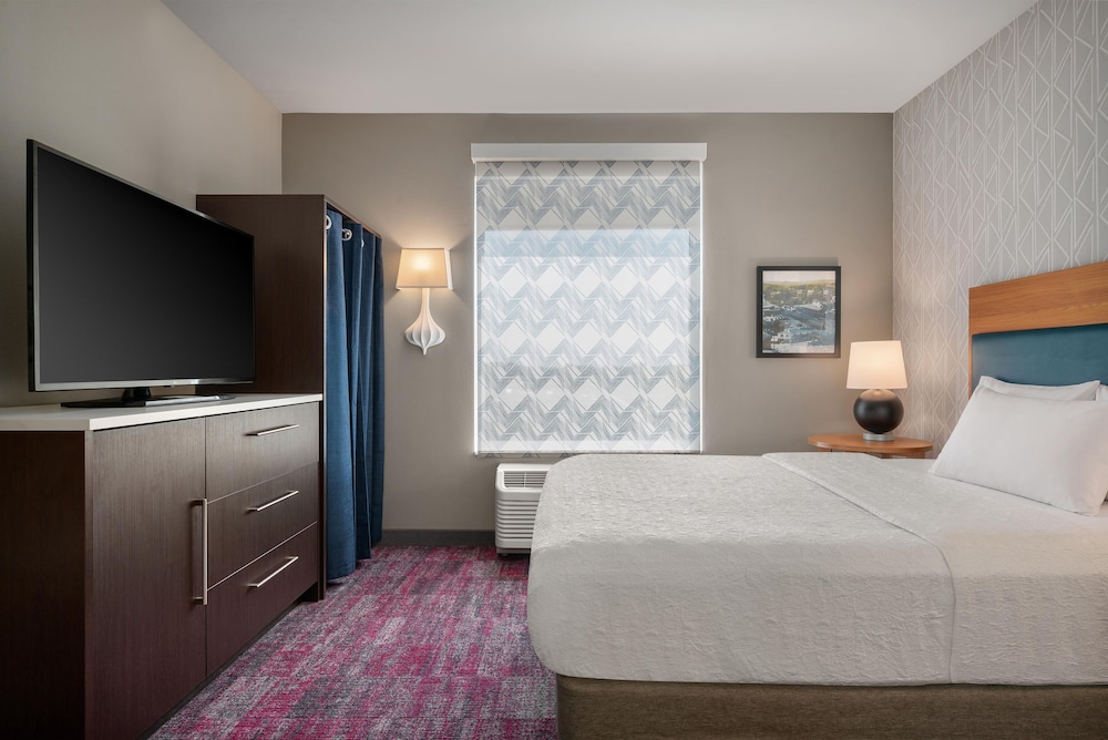 Suite, Queen Bed