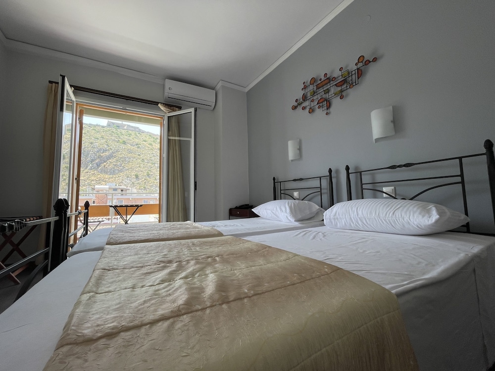 Nafplia Hotel 7/20