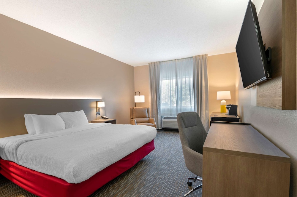 Standard, King Bed