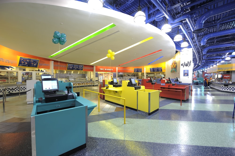 Disneys All Star Music Resort 39/50