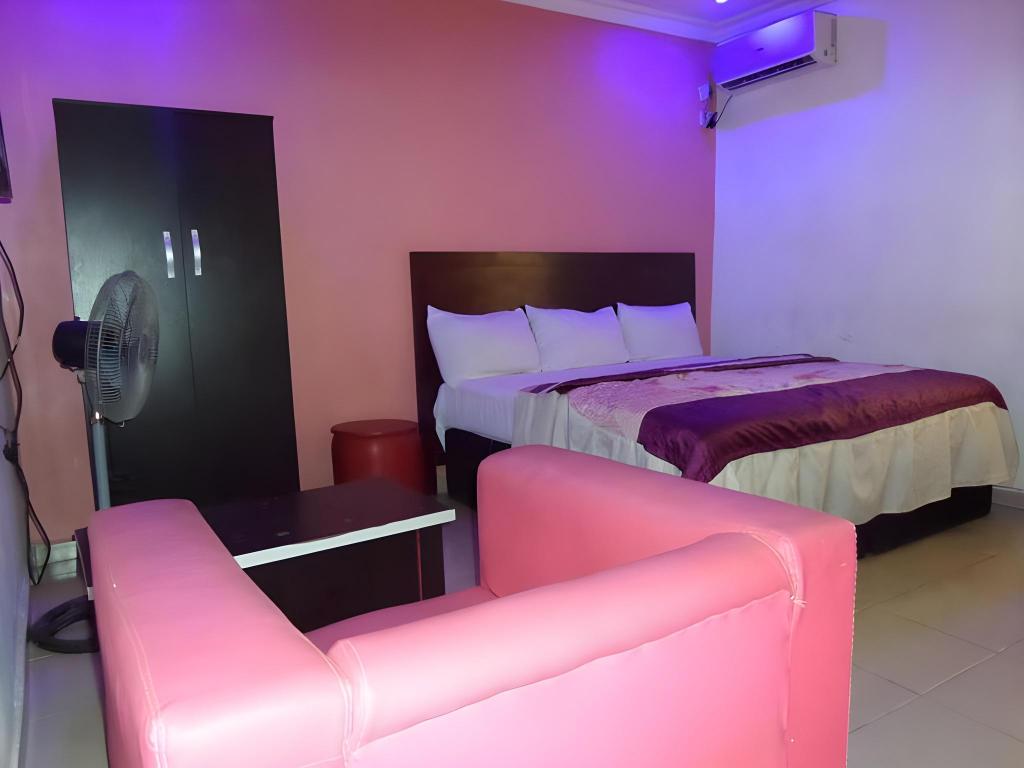 Time View Hotel & Suites 10/17