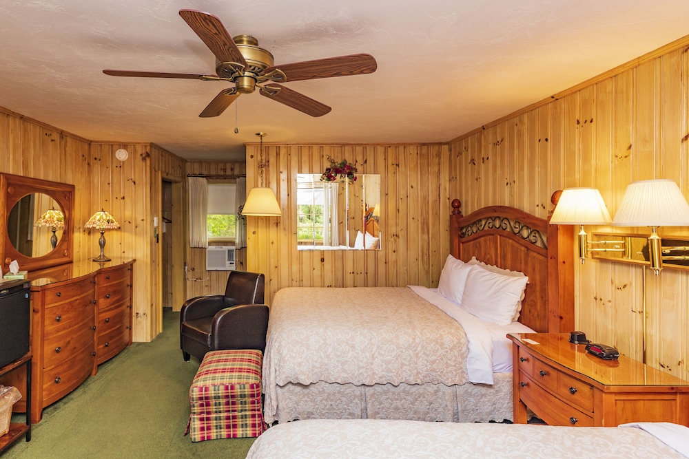 Azalea Garden Inn 15/50