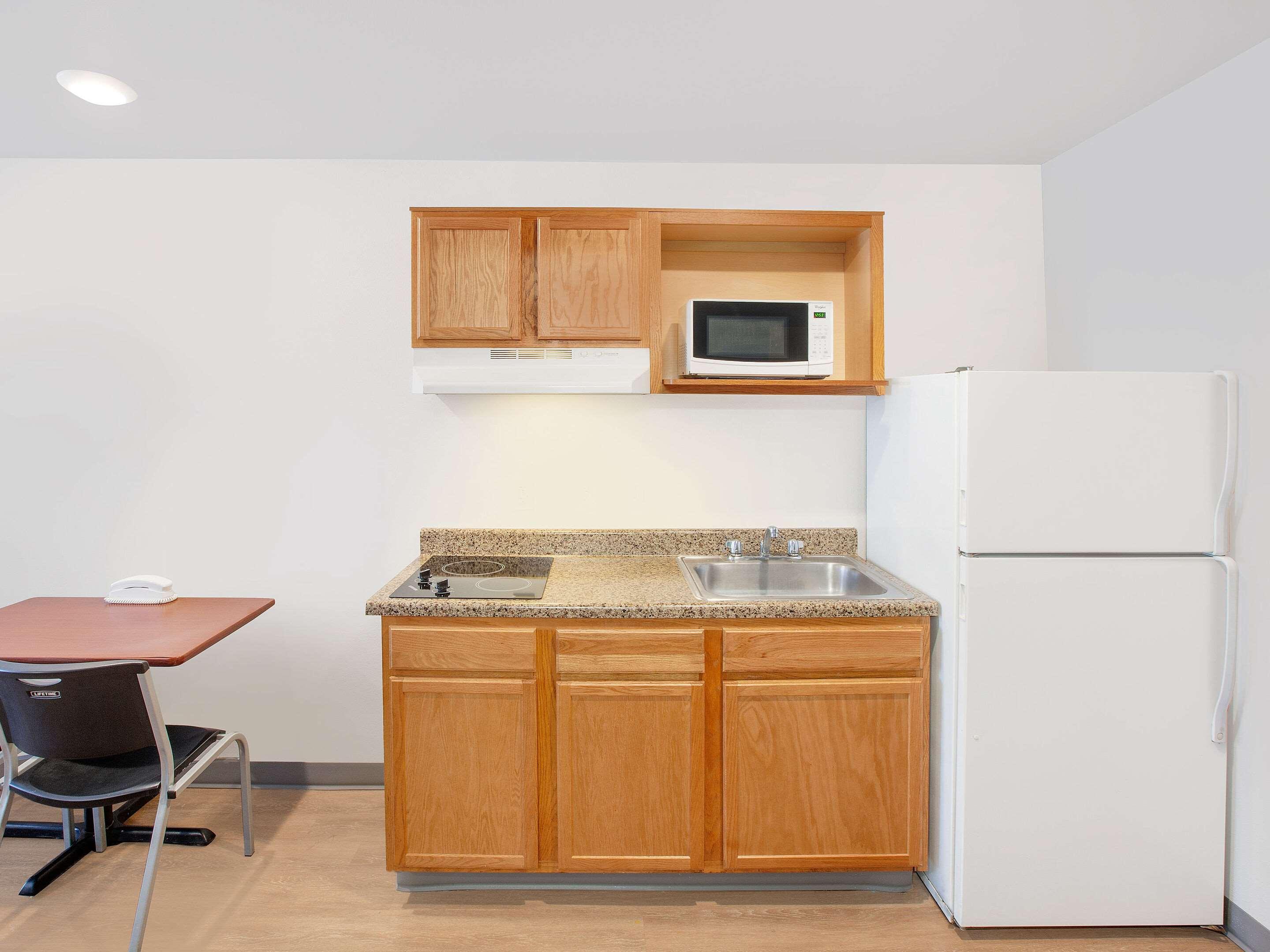 WoodSpring Suites Bentonville 32/38