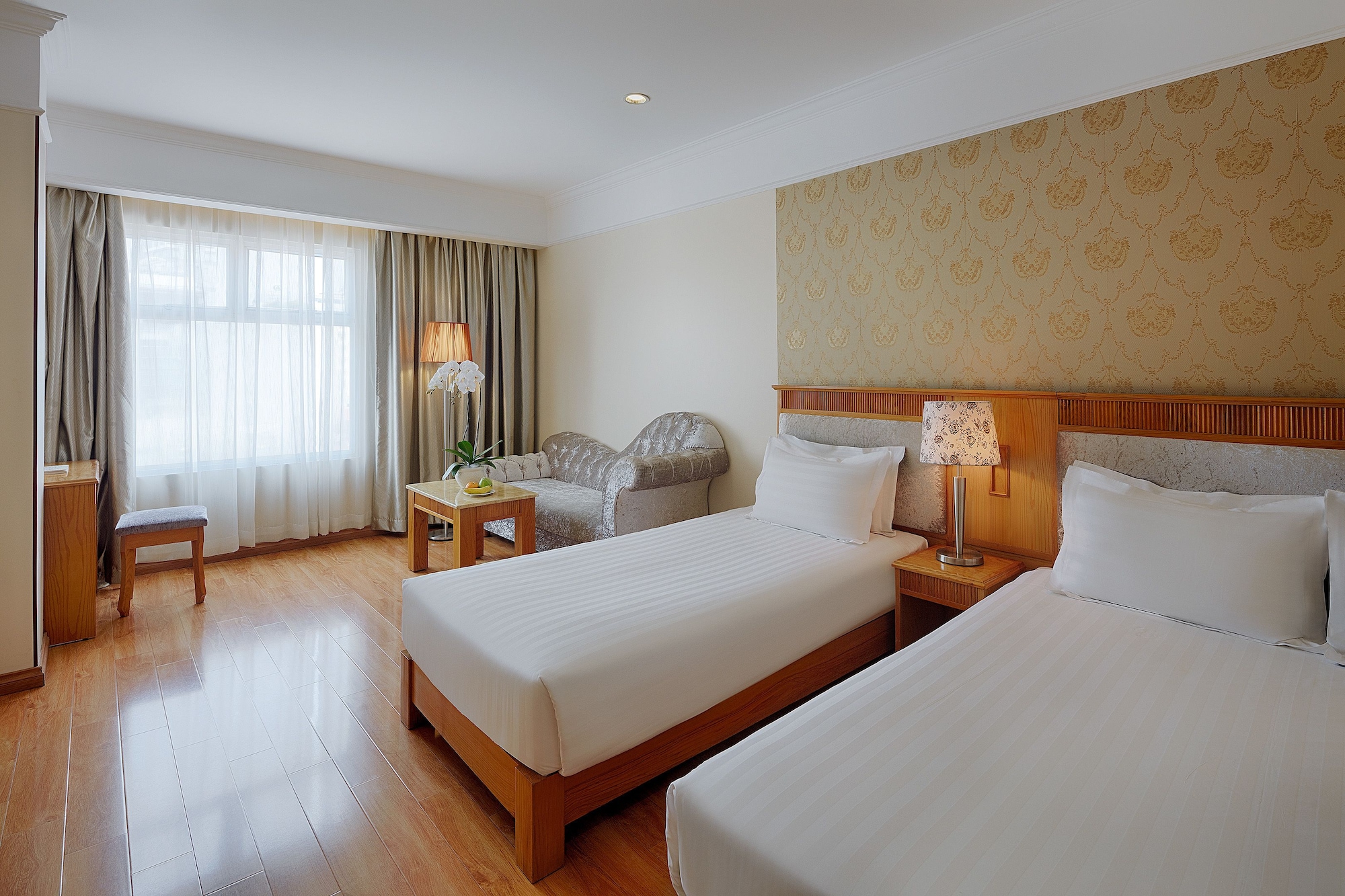 غرفة سيغنتشر بسرير كوين، Silverland Ben Thanh Hotel 2/10