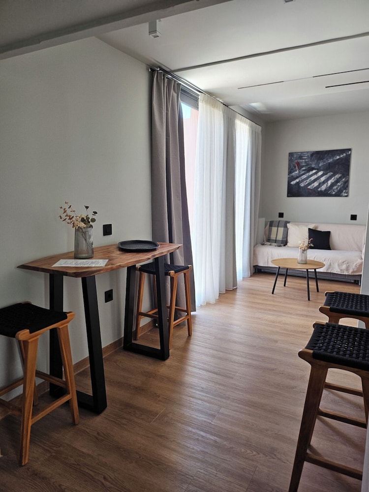 Candia Suites And Rooms 36/49