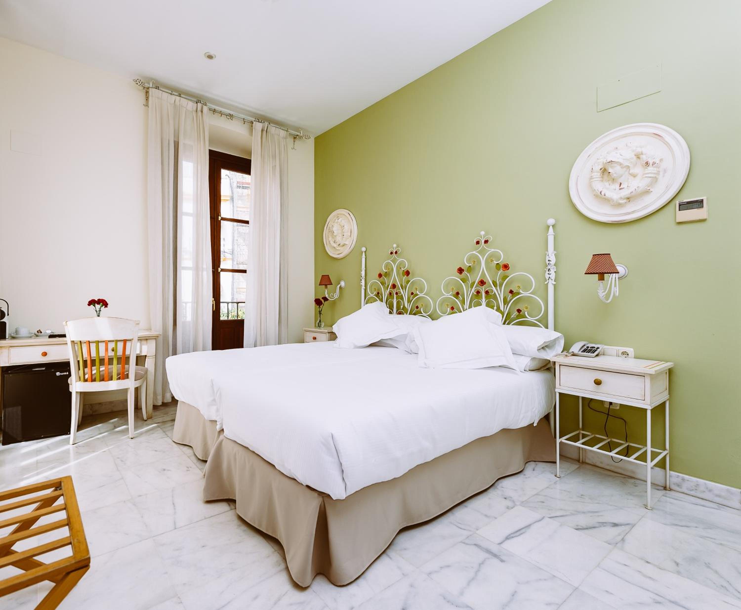 غرفة مفردة، Basic Hotel Dona Manuela 11/15