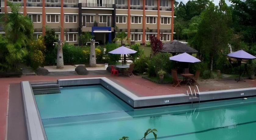 Wonua Monapa Hotel Resort 38/43