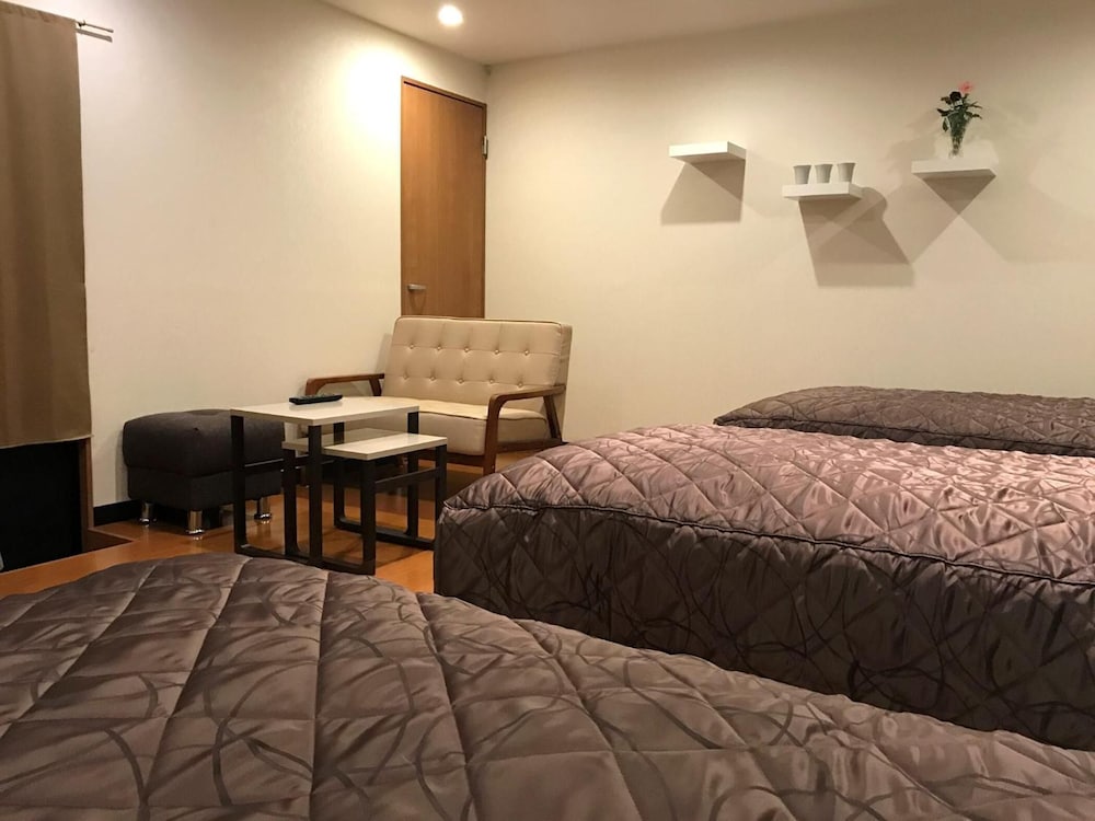 E Hotel Warabi 32/39