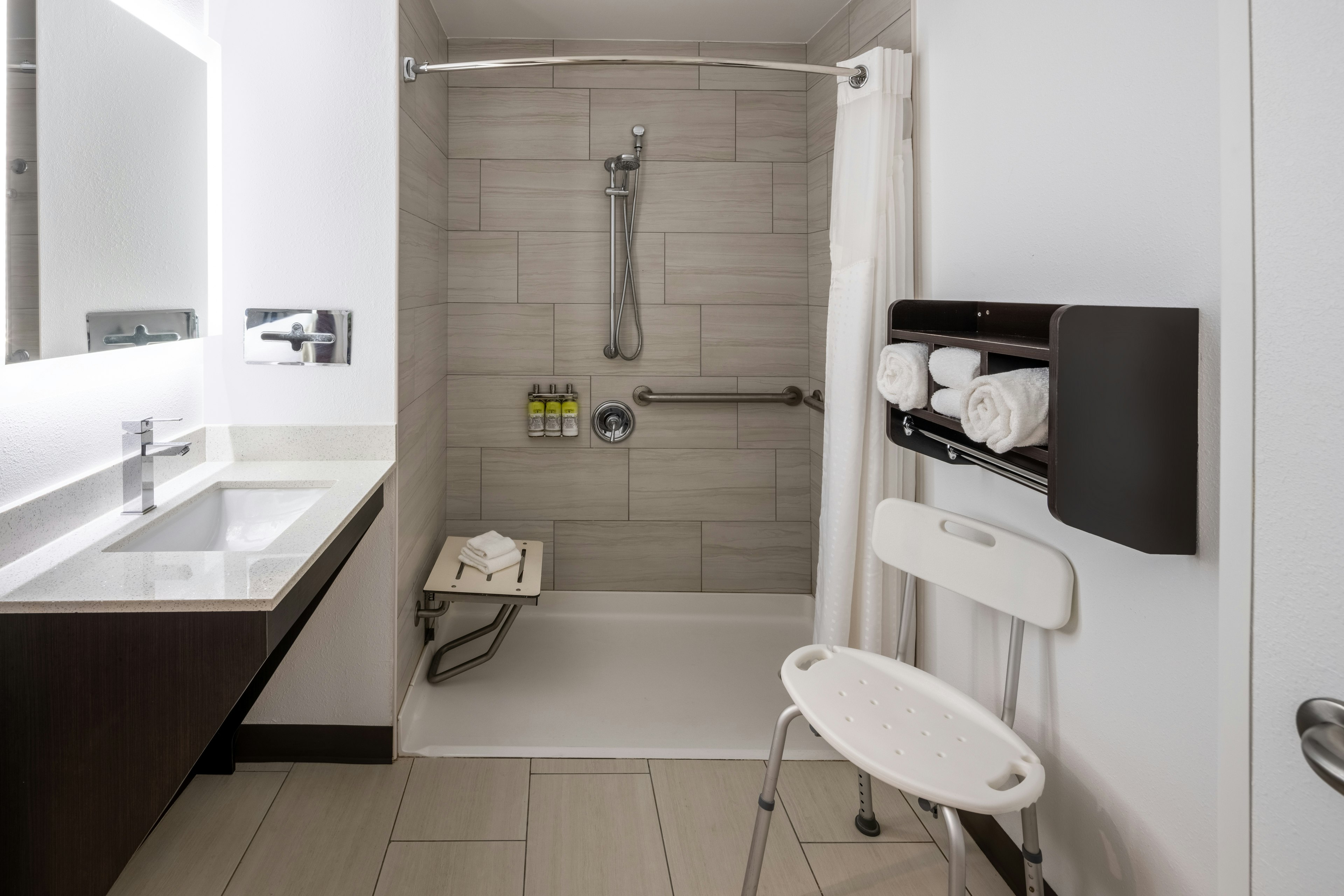Room, King Bed, Accessible