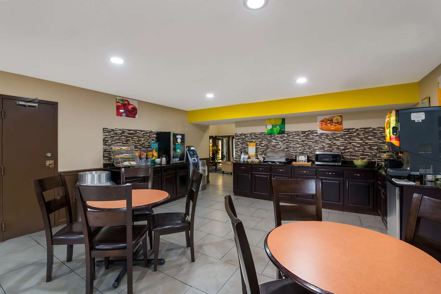 Quality Inn Johnson City I-26 exit 17 14/16
