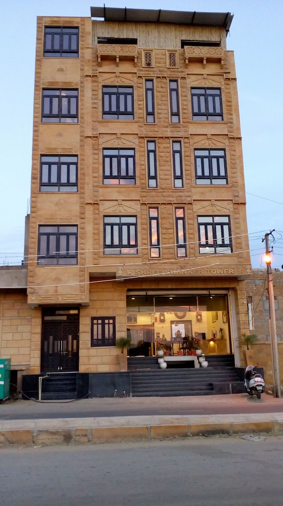 Hotel Radhika Jaisalmer 3/48