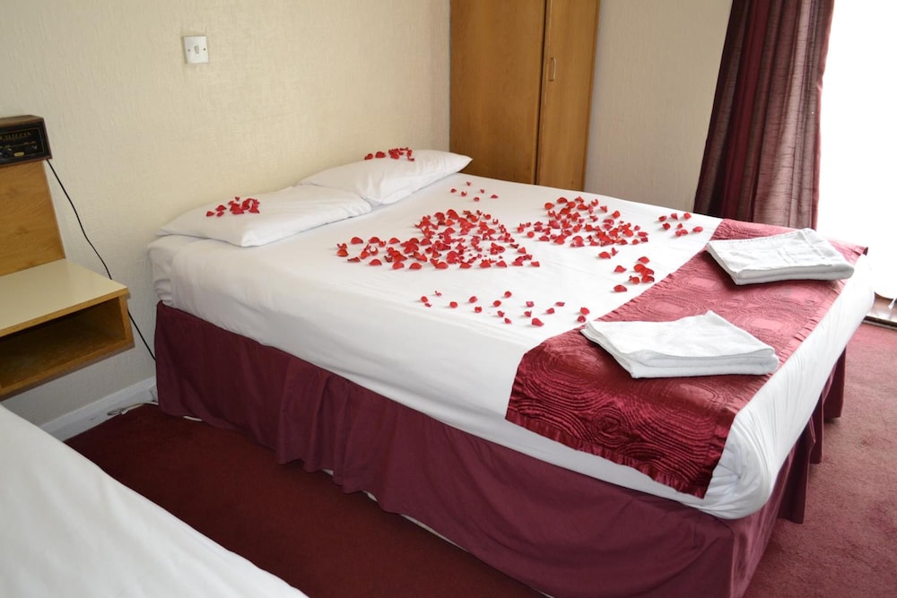 Cranbrook Hotel London 31/55