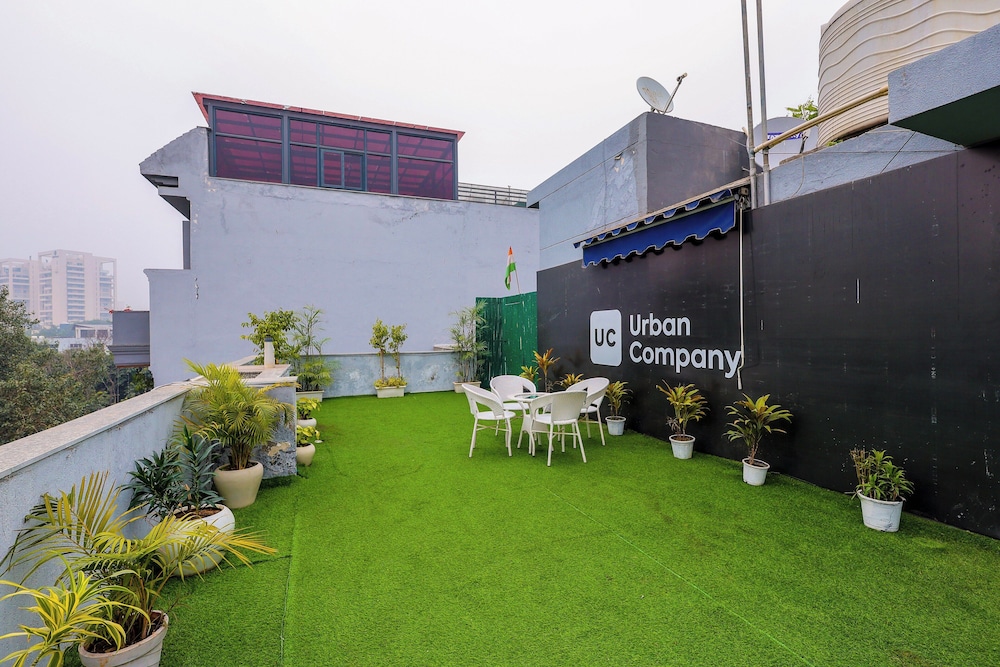 Nikko Blue Boutique Hotel 31/34