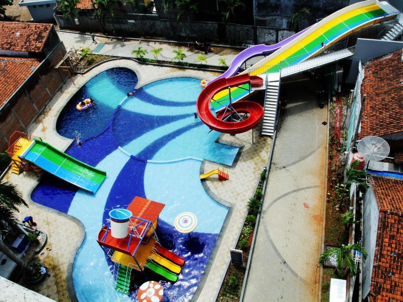 Grand Aquarium Hotel Pangandaran 28/35