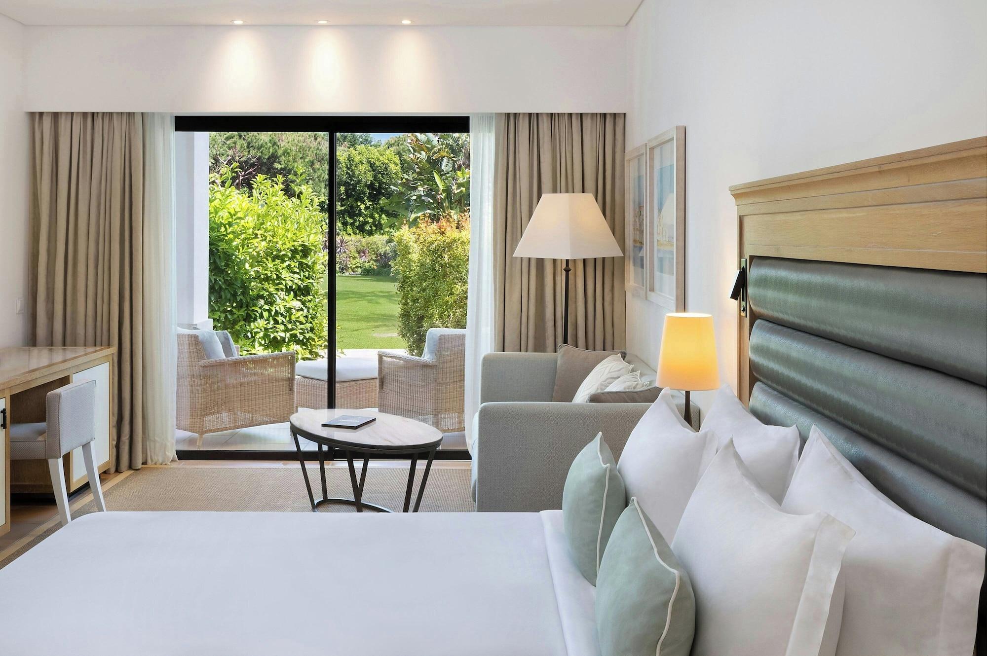 2 Bedrooms, Suite