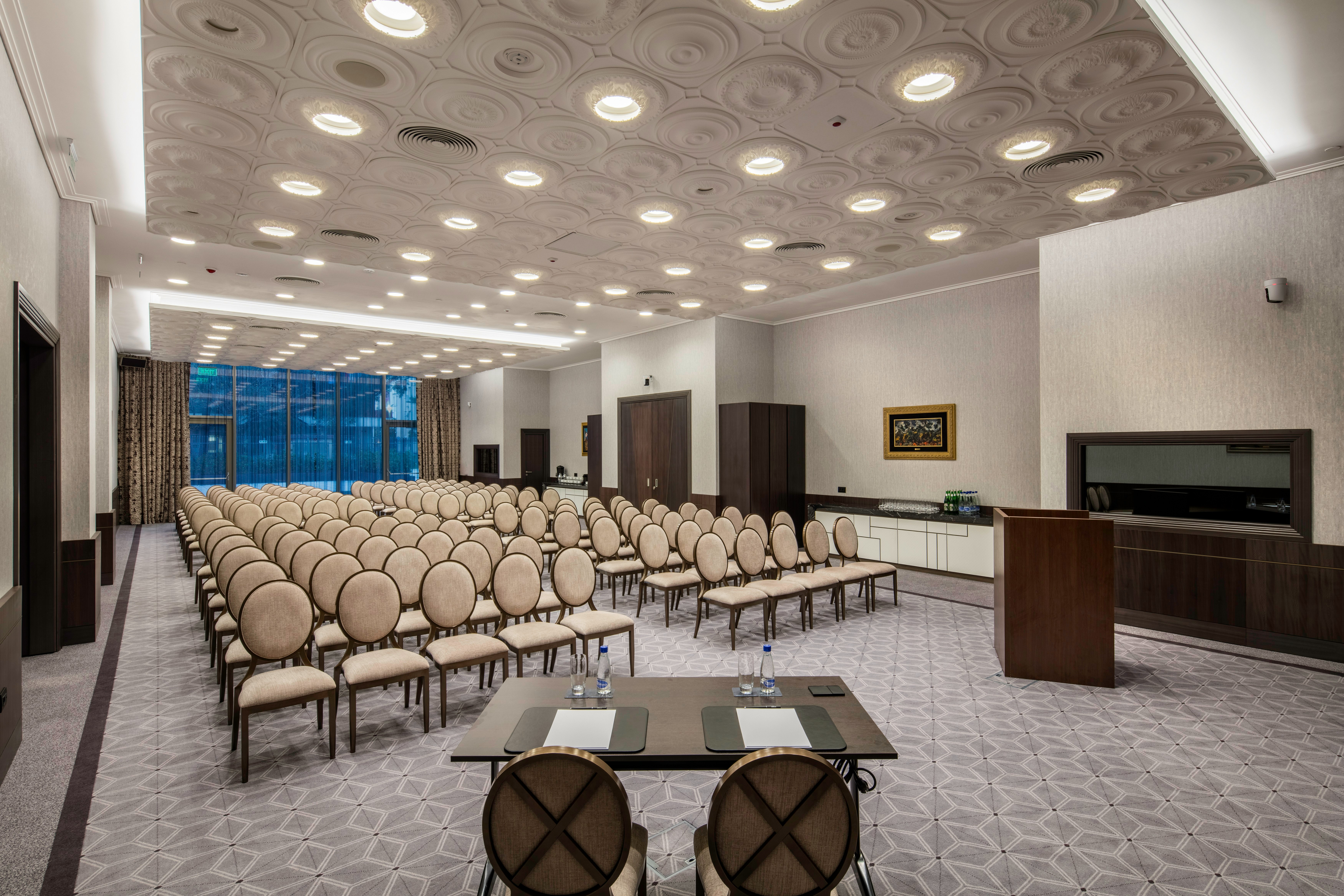 Hilton Podgorica Crna Gora 16/17