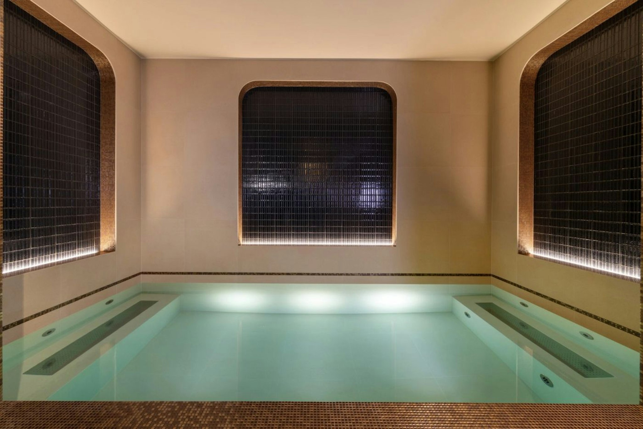 Hotel Aoriste & SPA 36/56
