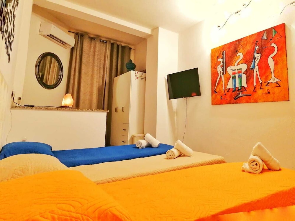Villa Beach City 8/60