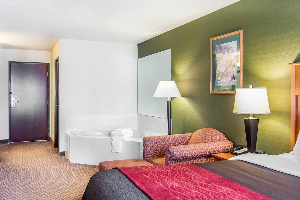 Comfort Inn & Suites Salem 9/31