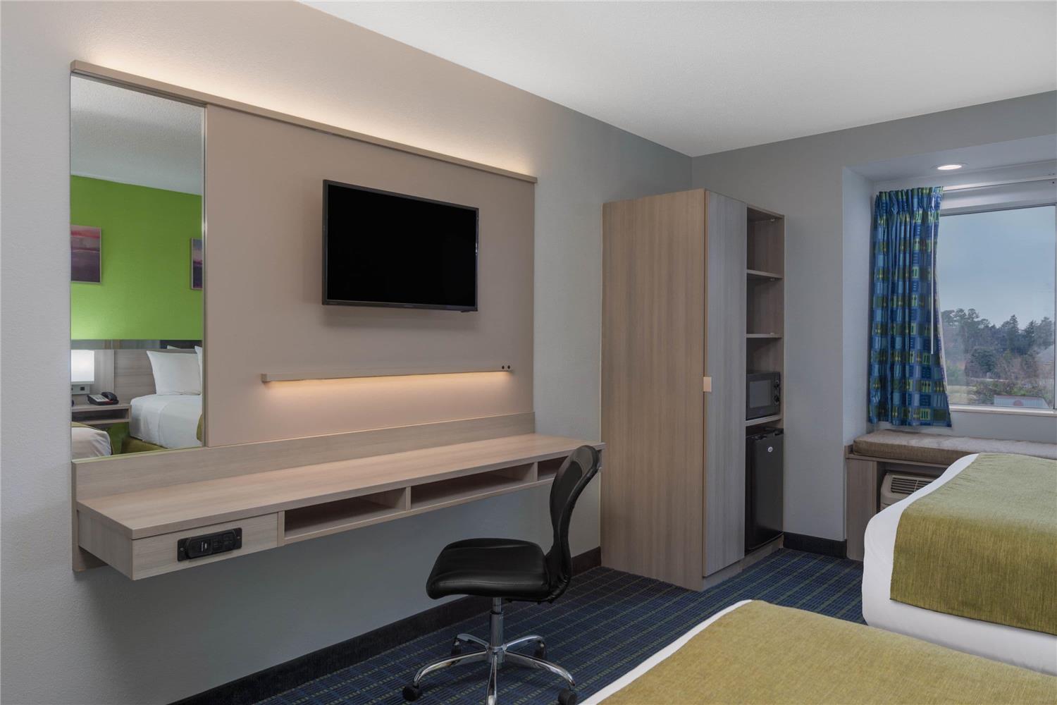 Microtel Inn Suites By Wyndham Cornelius Lake Norman 14/23