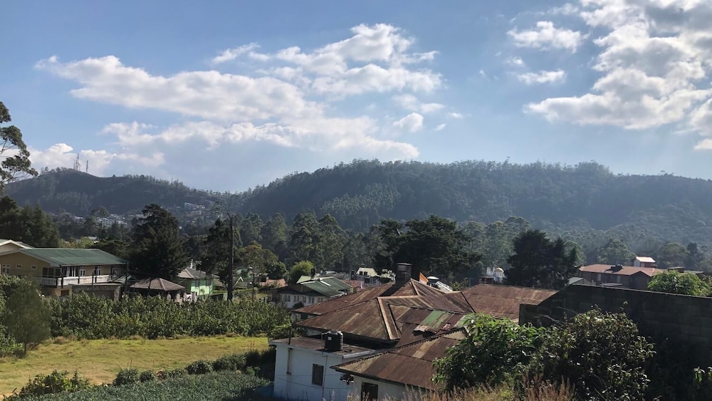White Cottage Nuwara Eliya 16/19