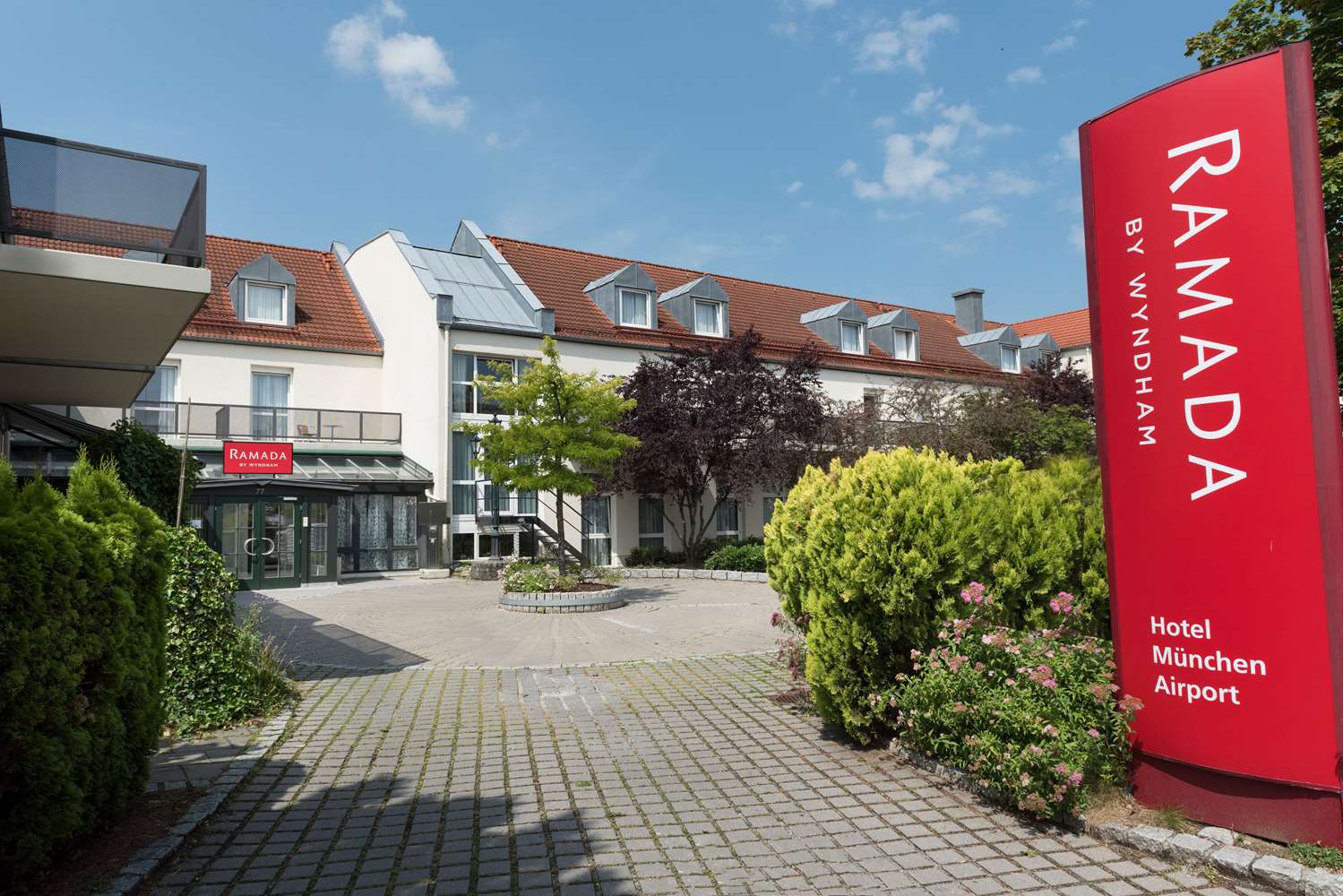 Ramada by Wyndham Muenchen Airport 2/28