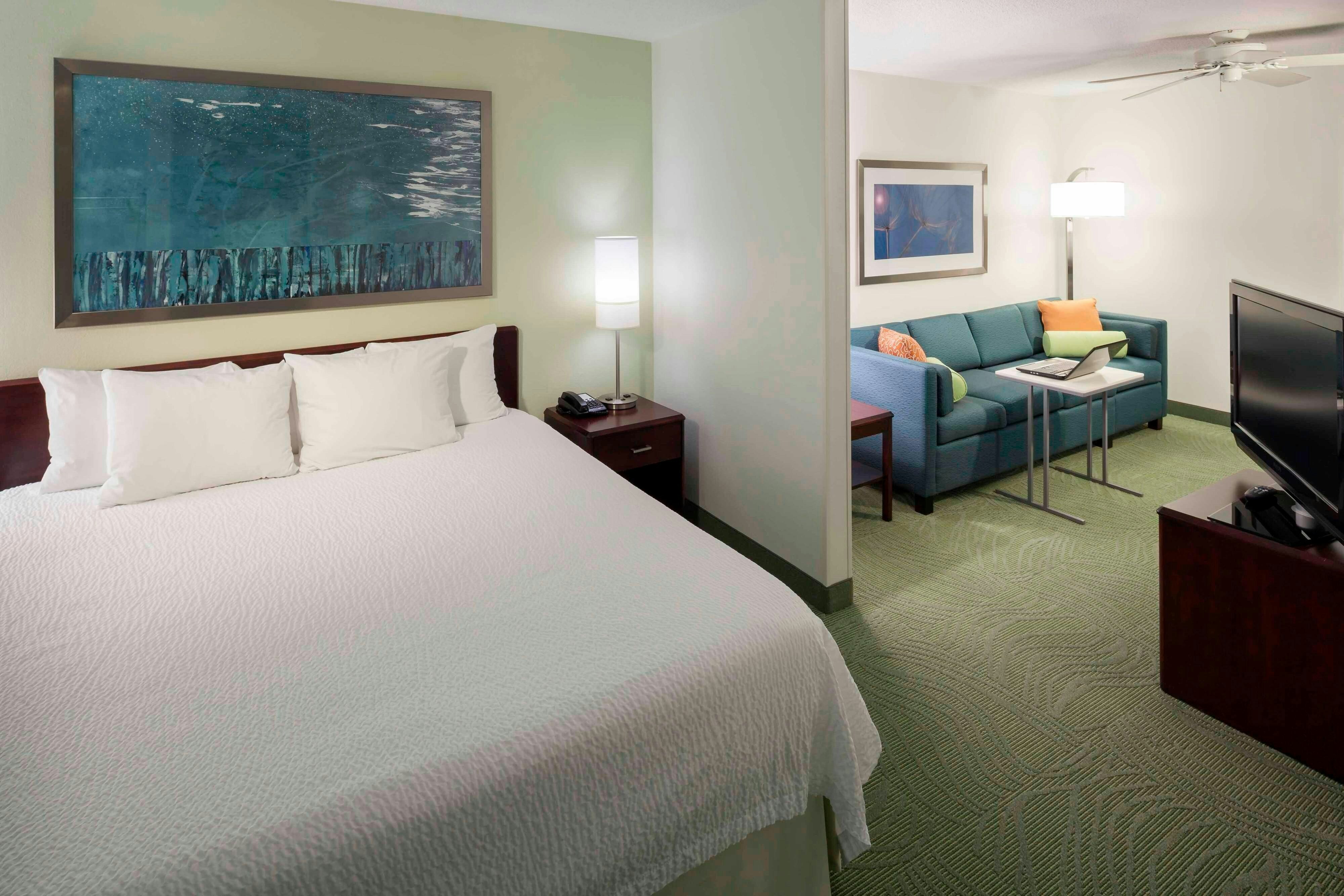 Springhill Suites By Marriott Overland Park 5/23
