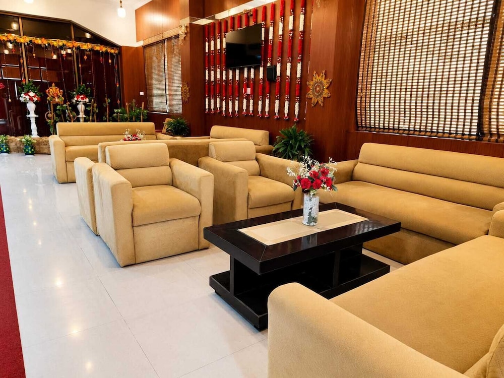 Hotel Maiden Residency 35/50