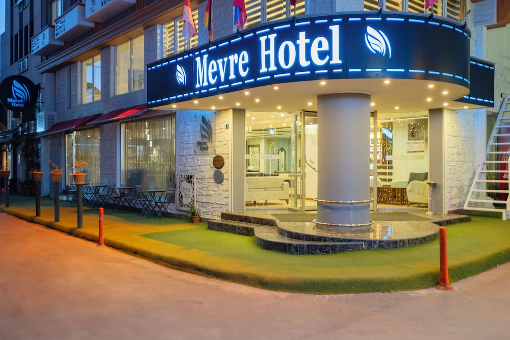 Hotel Mevre 6/50