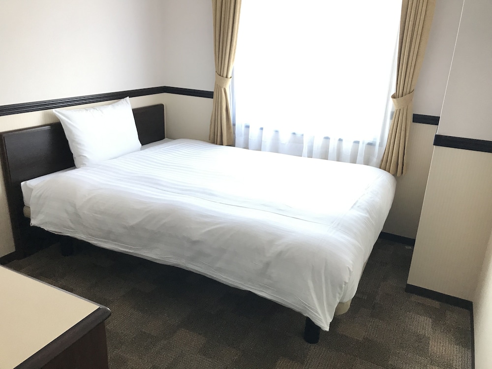 TOYOKO INN TSUEKI NISHIGUCHI 12/60