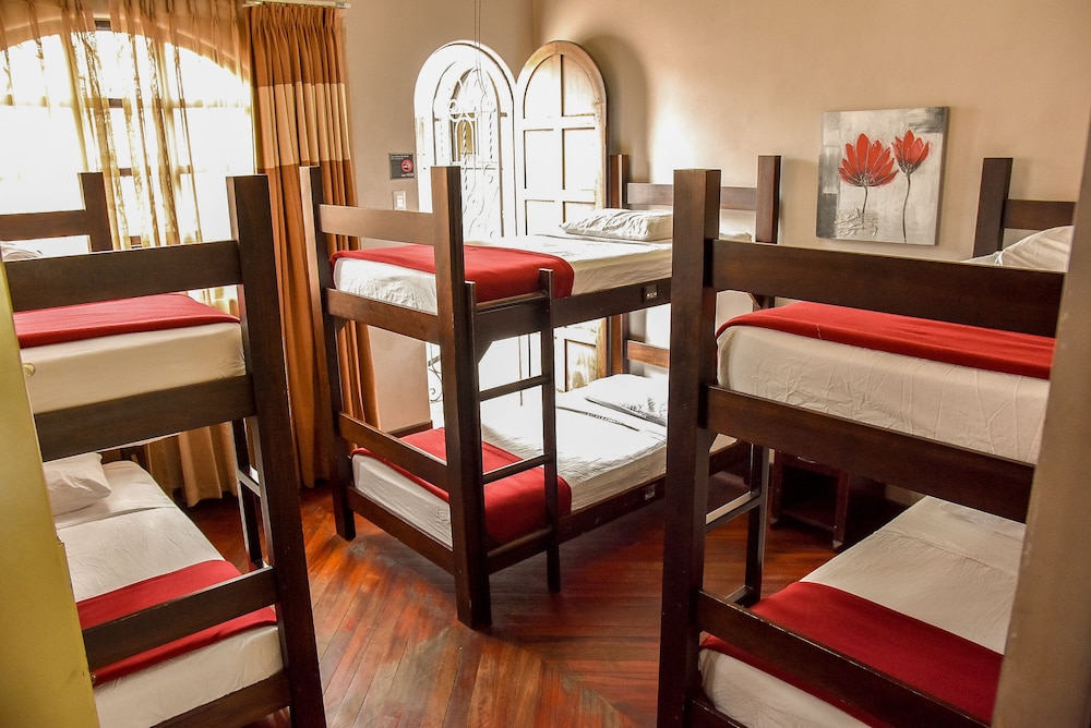 Hostel Casa Colon 61/70