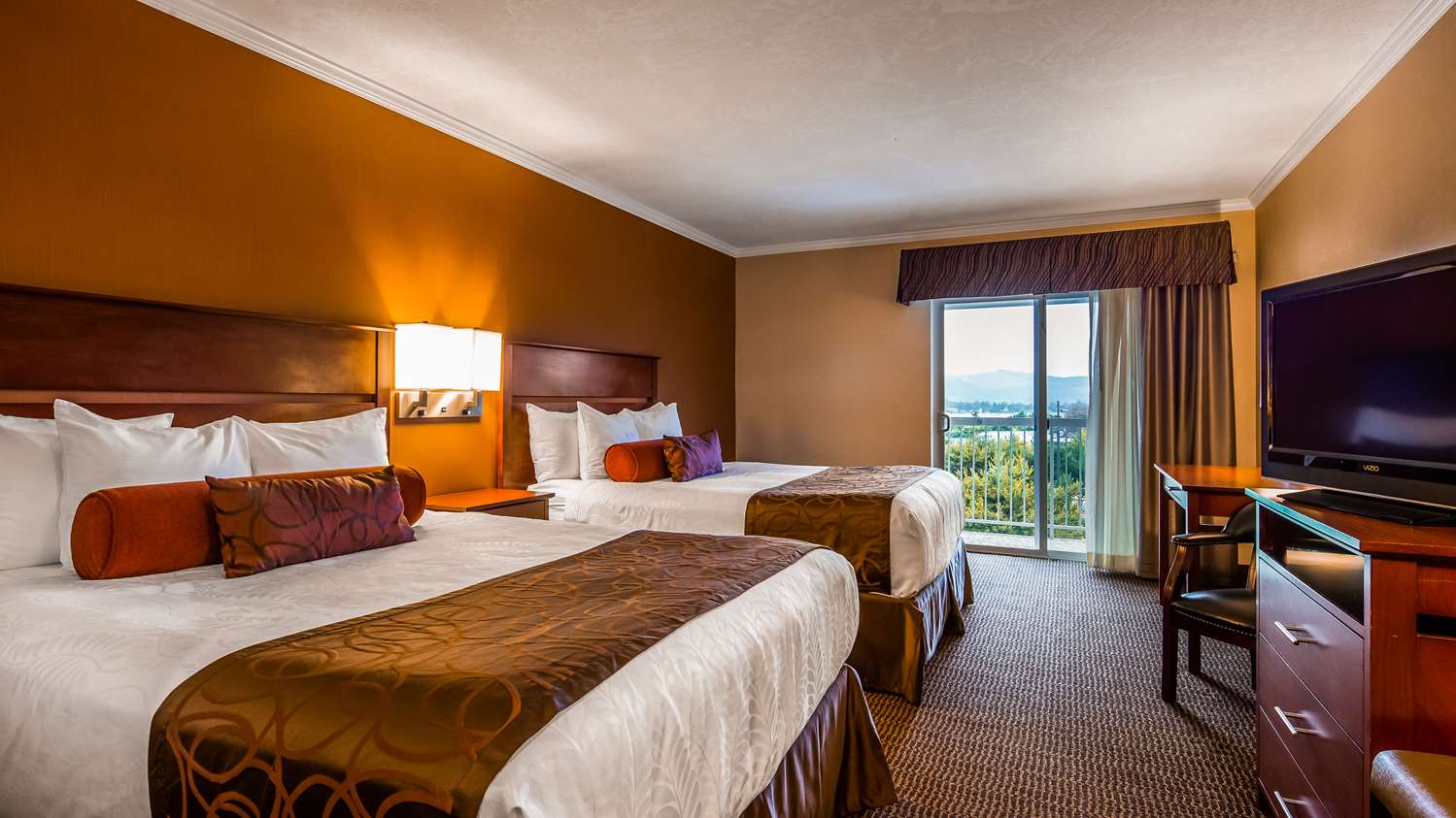 Room, 2 Queen Beds, Balcony