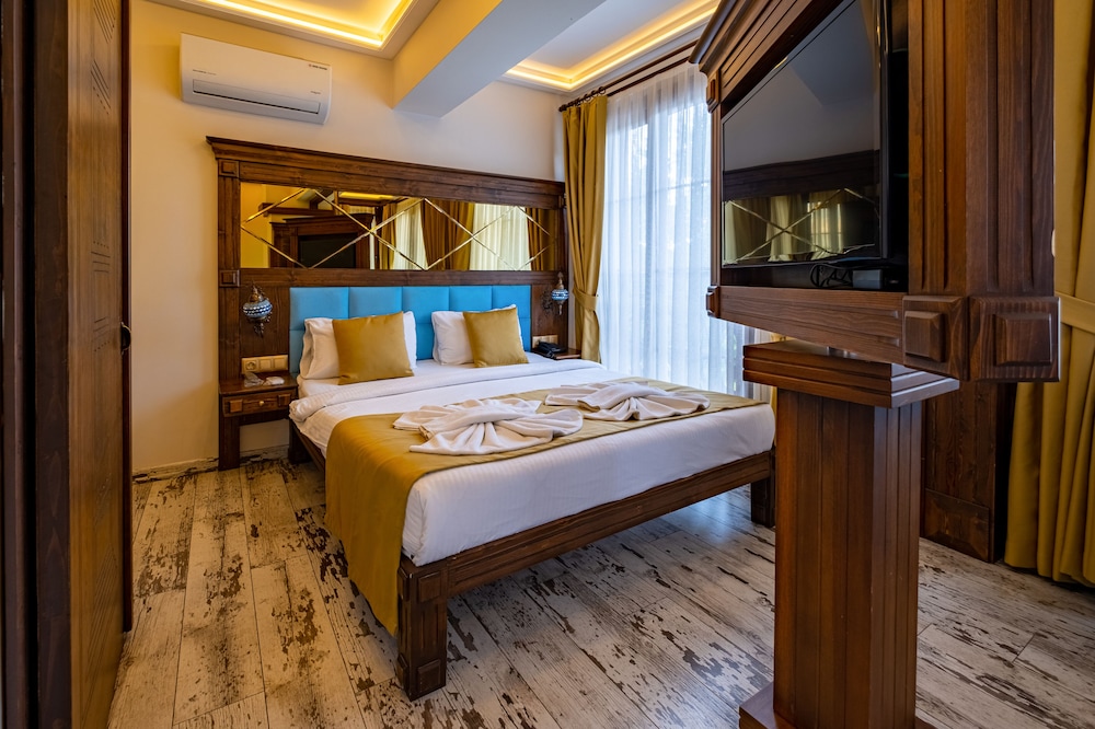 Reis Royal Hotel 23/80