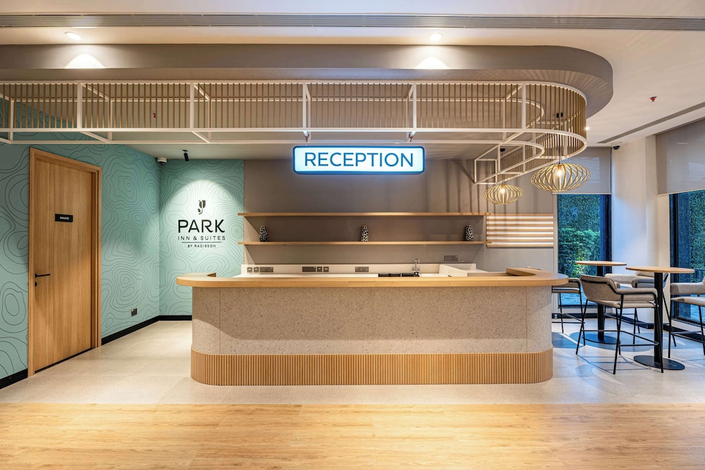 Park Inn & Suites by Radisson Thrissur East Fort 5/47