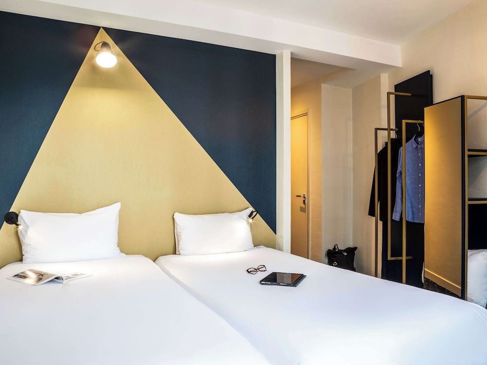 STANDARD, TWIN BEDS