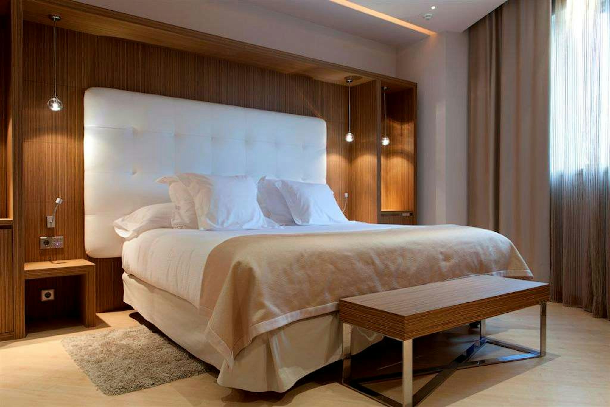 Hotel Maydrit Airport 14/49