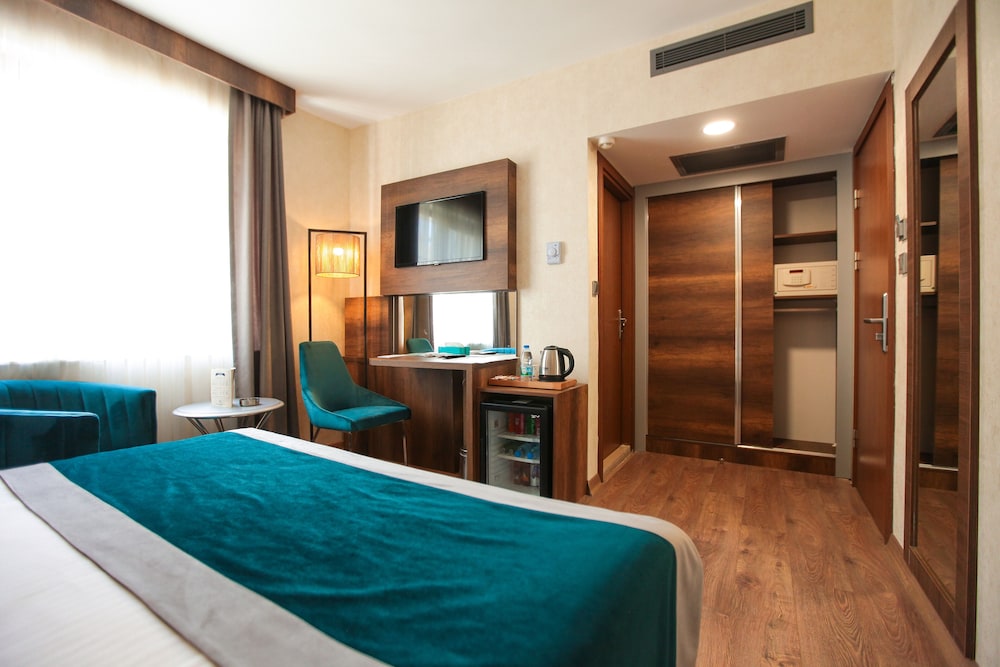 The Life Hotel & Spa 18/71