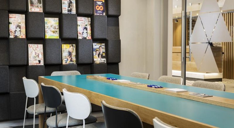 Holiday Inn Express St. Albans - M25, Jct.22 52/76