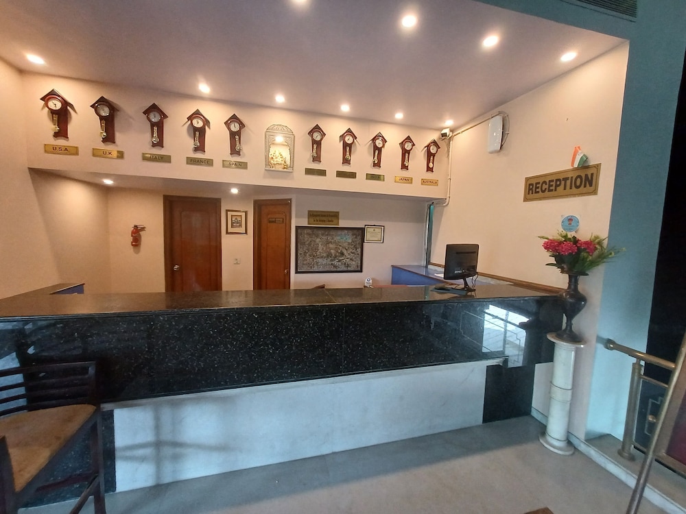 Hotel Maya International 4/50