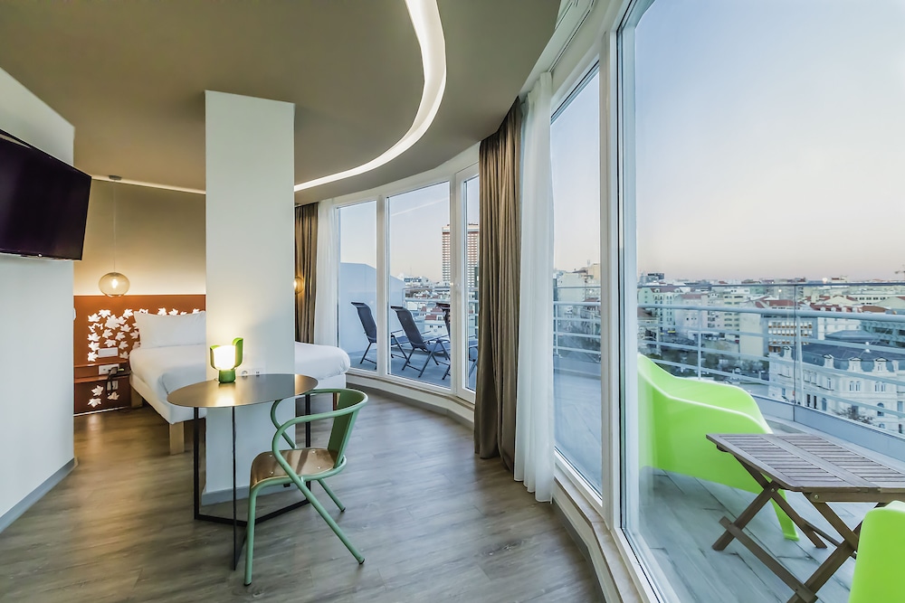 Ibis Styles Lisboa Centro Marques de Pombal 57/73