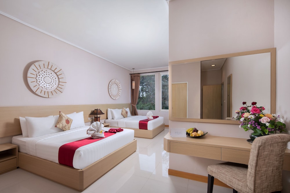 Royal Trawas Hotel & Cottages 27/55