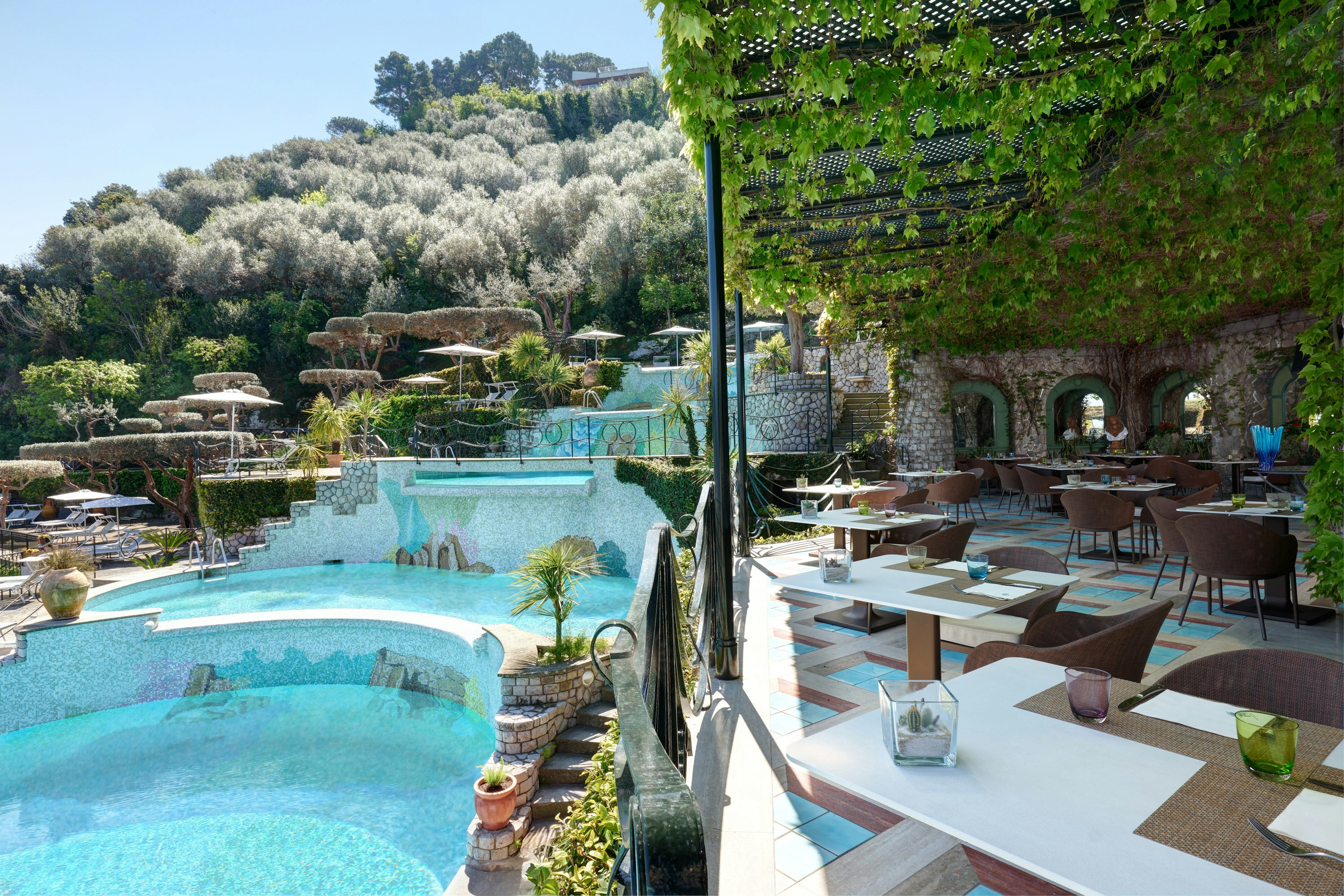 Grand Hotel Capodimonte 62/65
