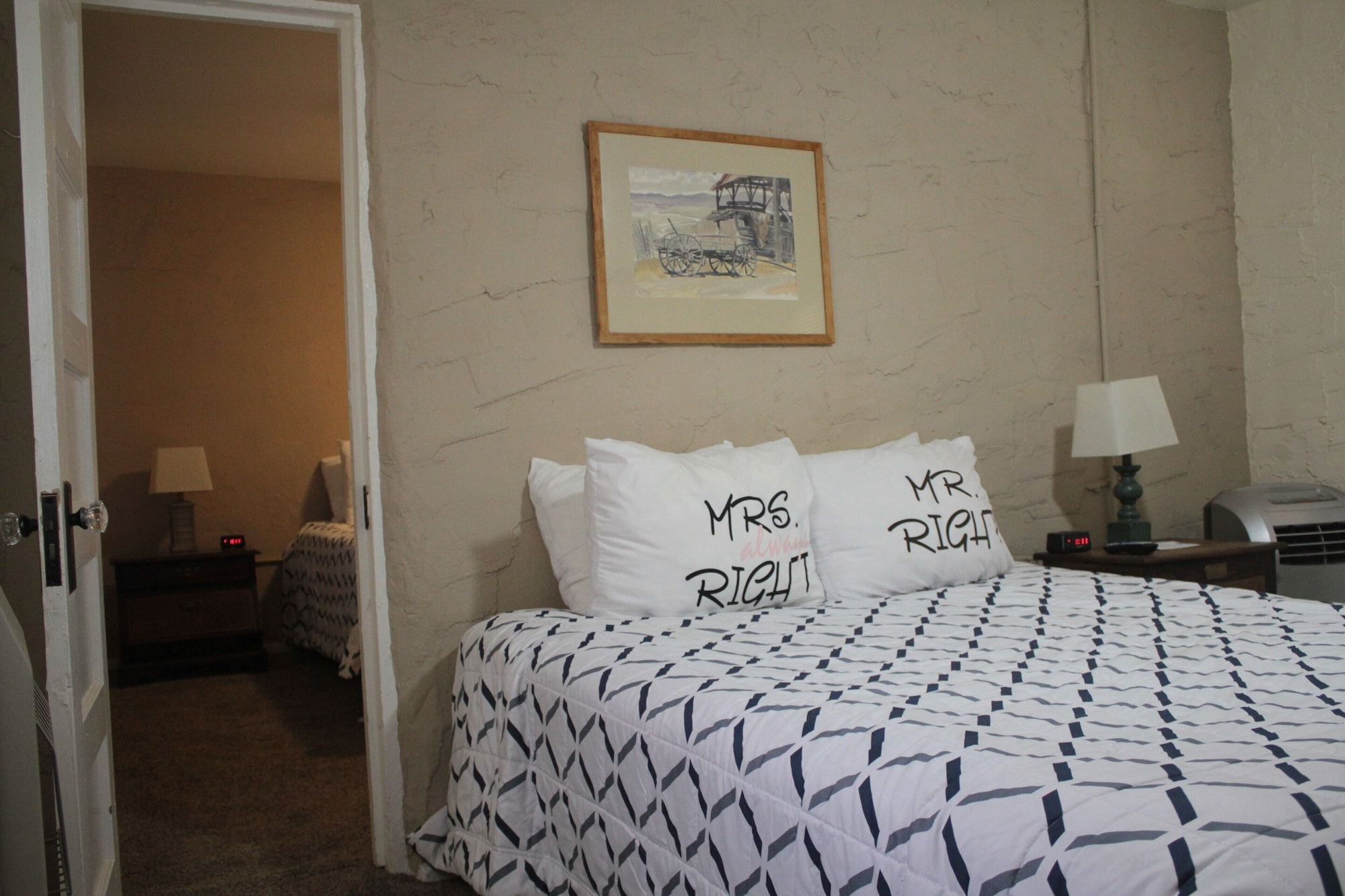 3 Bedrooms, Family Suite, 1 Single and 2 Queen Beds, Courtyard Area