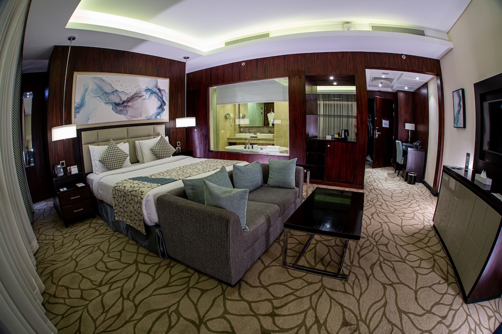 Triumph Luxury Hotel 50/64