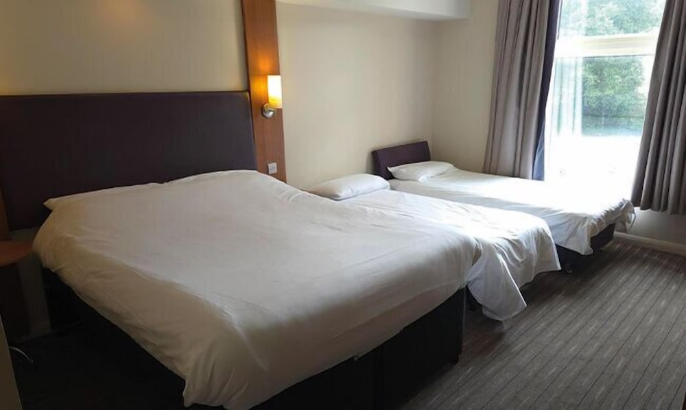 Premier Inn Bournemouth East Lynton Crt 21/54
