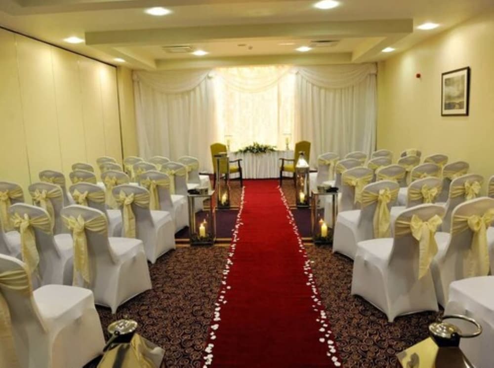 MULLINGAR PARK HOTEL 43/50