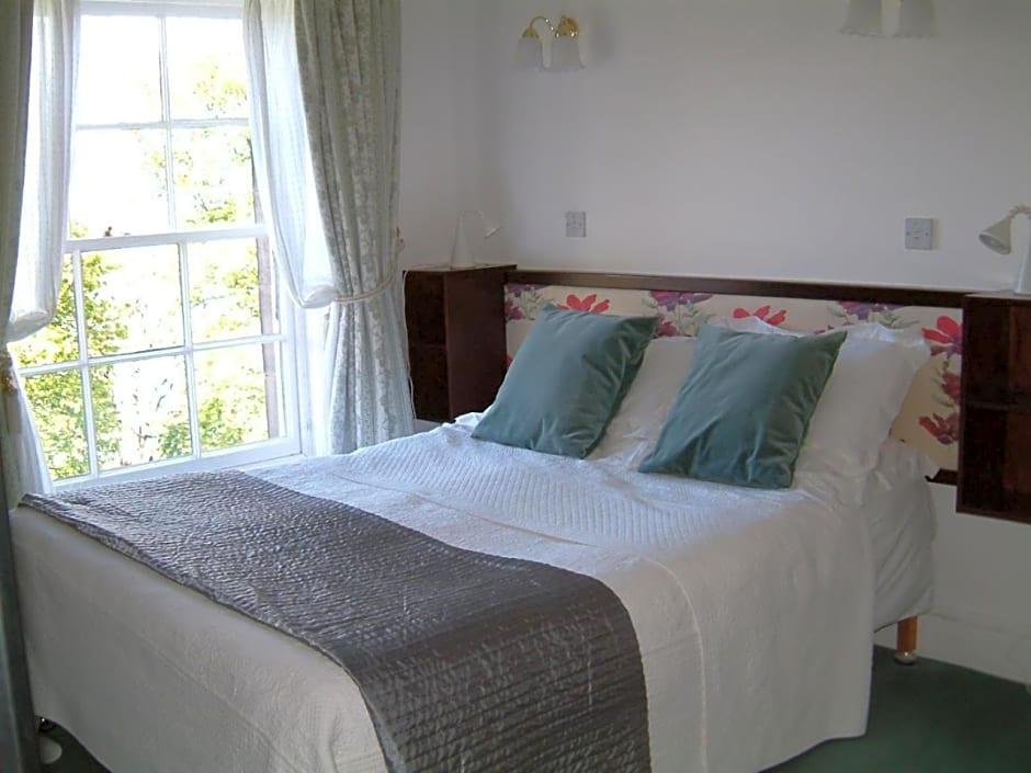 Terrace hotel 9/50