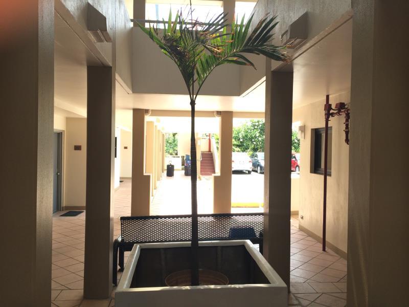 Guam Airport Hotel 33/33