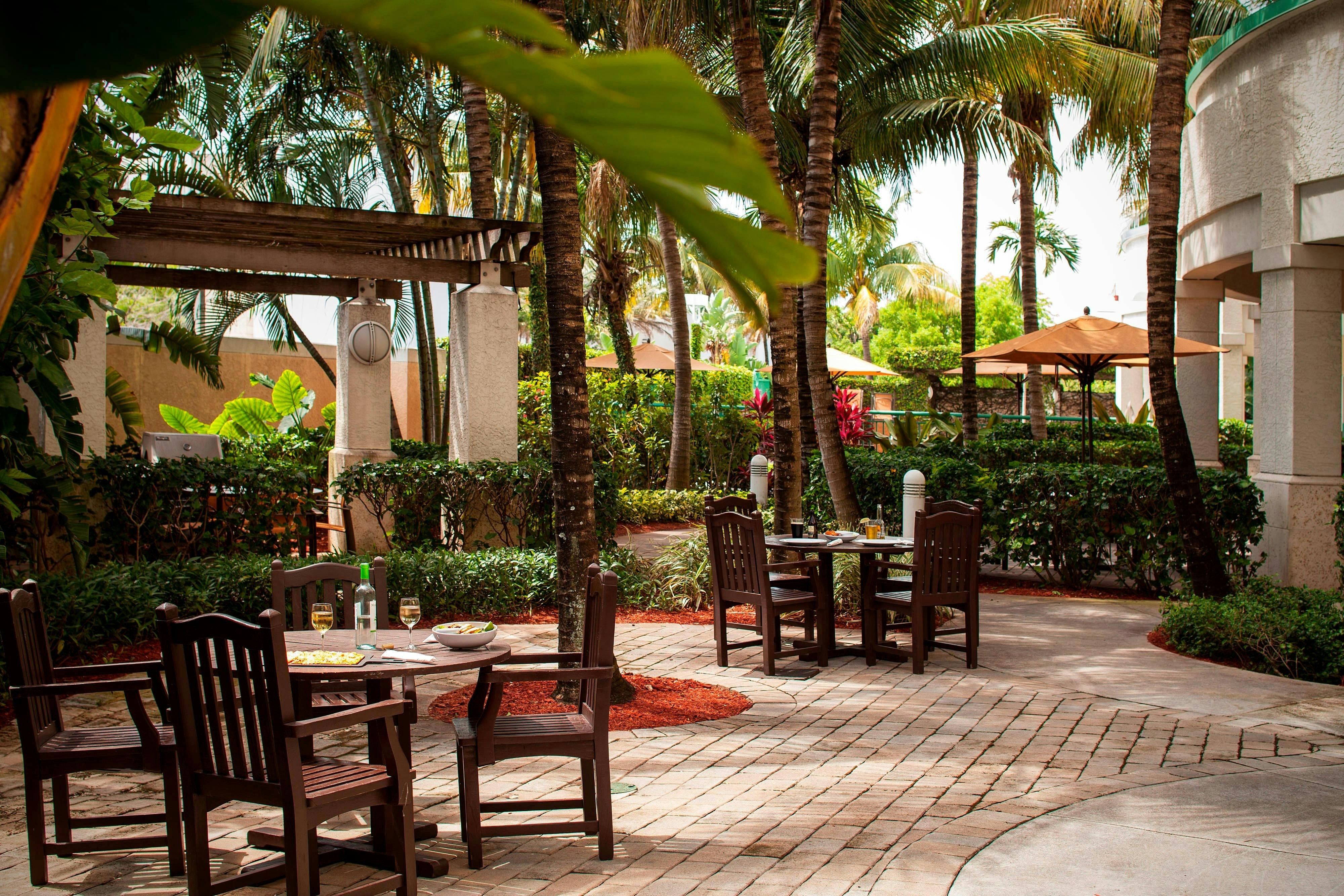 Courtyard Fort Lauderdale Airport and Cruise Port 17/25