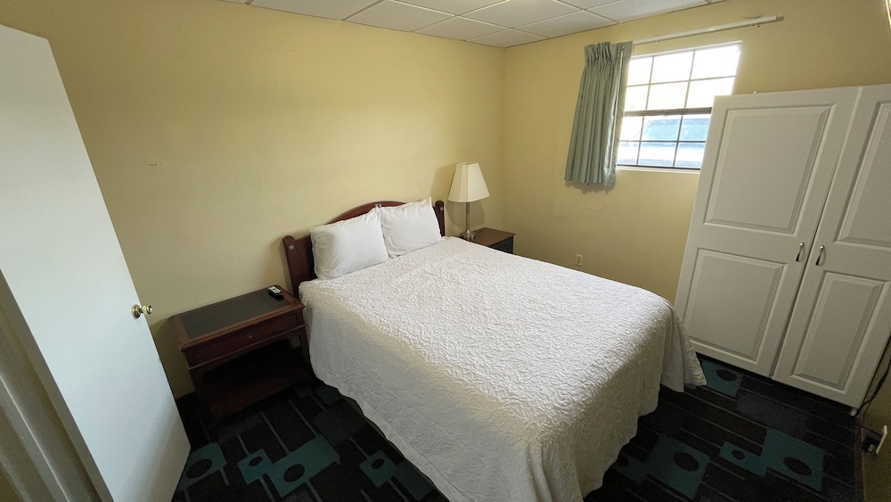 Extended Stay Snyder 20/51